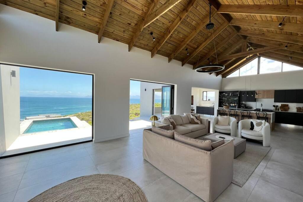 Ocean Retreat, Romansbaai ハンスバーイ エクステリア 写真