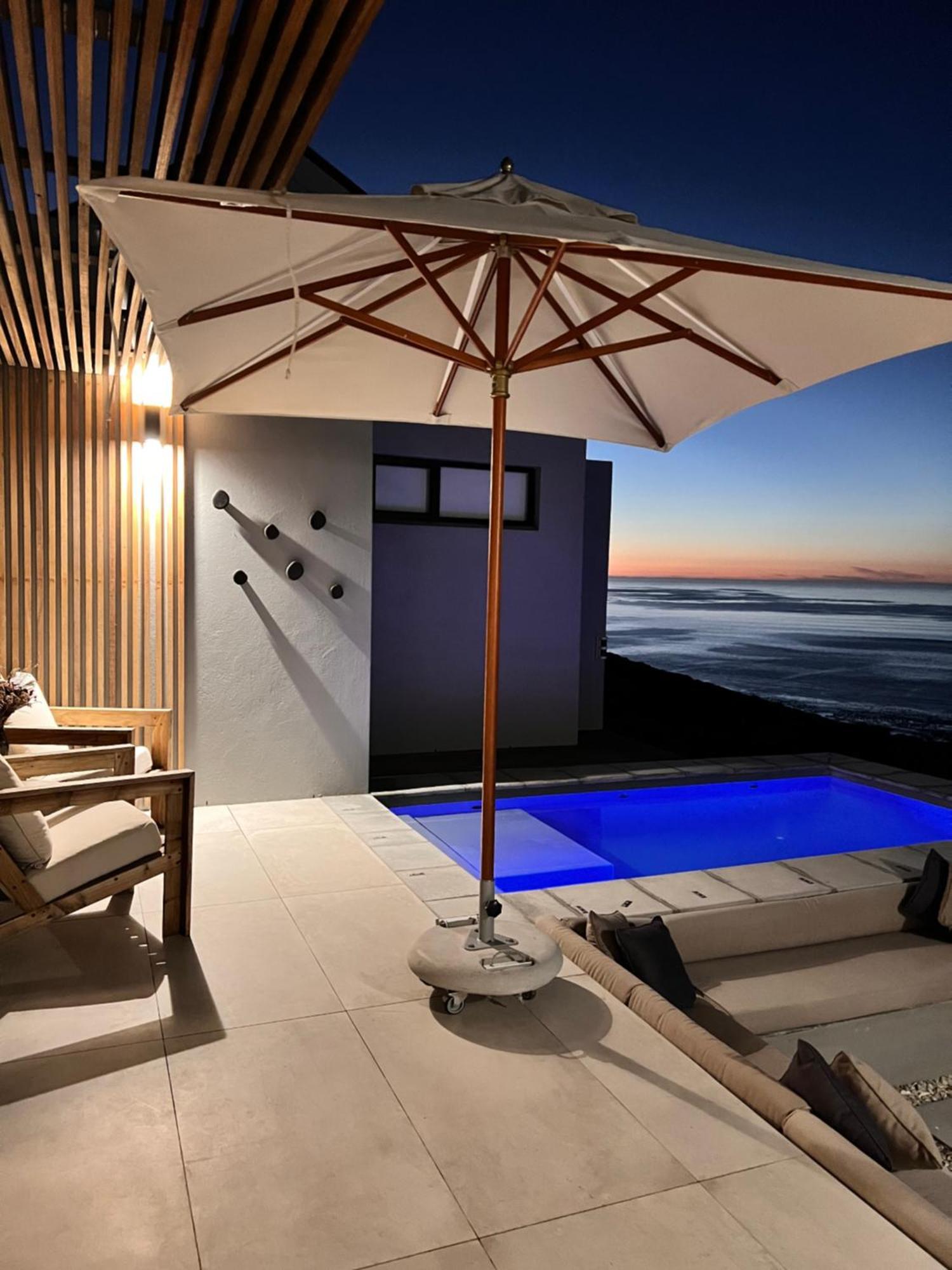Ocean Retreat, Romansbaai ハンスバーイ エクステリア 写真